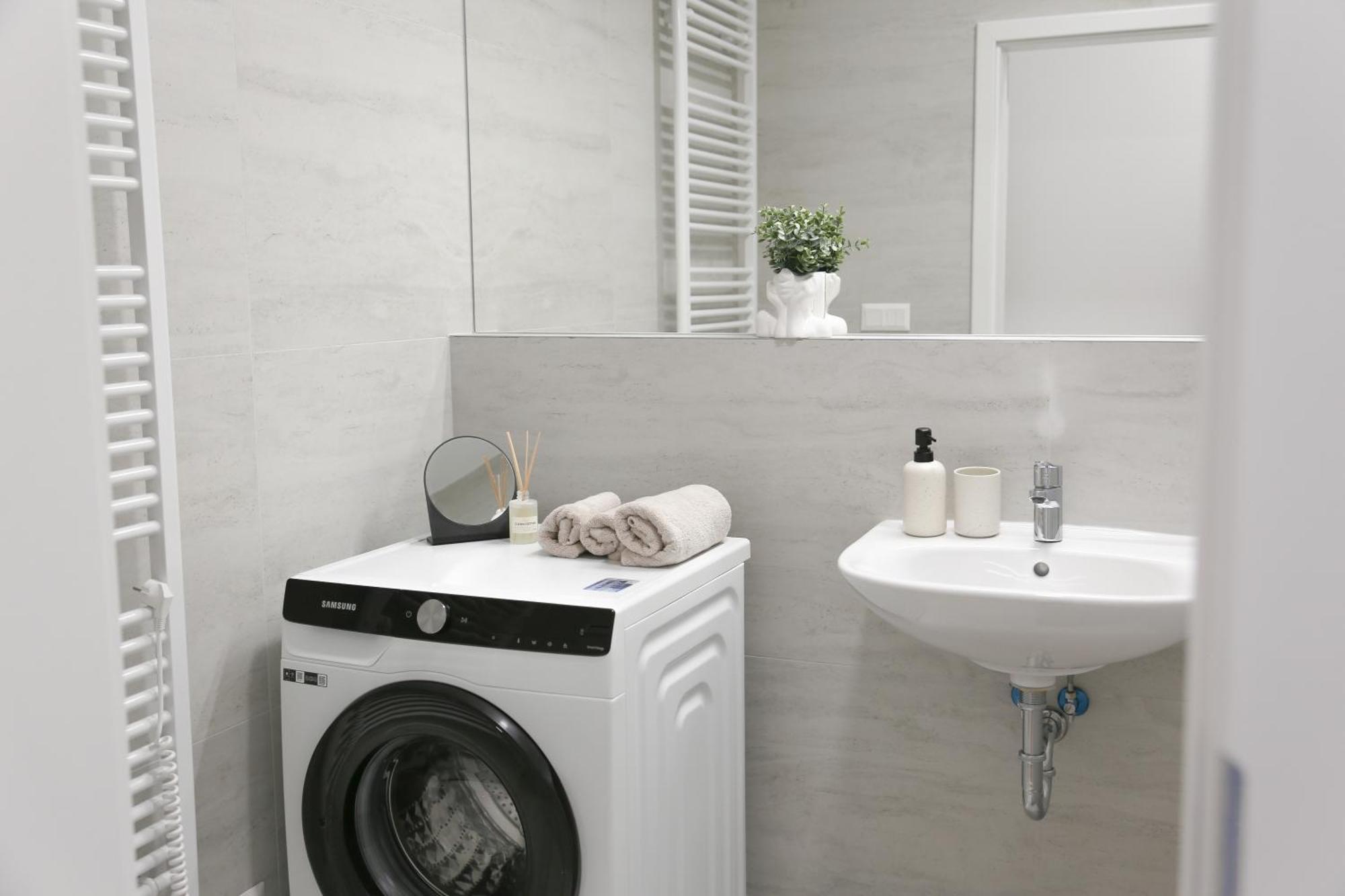 Kesselbauer Bratislava - Luxury Apartment With Free Parking Luaran gambar